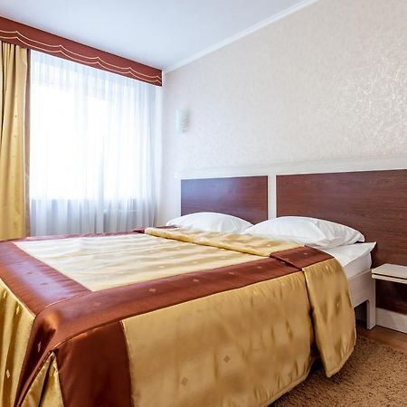 Nadzeya Hotel Гомель Экстерьер фото