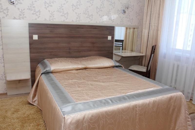 Nadzeya Hotel Гомель Экстерьер фото